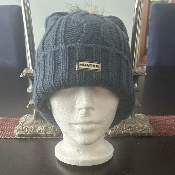 Hunter Accessories - Hunter Cable  Cuff Knit Beanie in Blue/Grey with Faux fur Pom- Pom